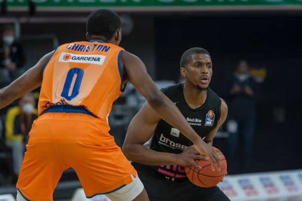 这一进球仍 这一进球仍