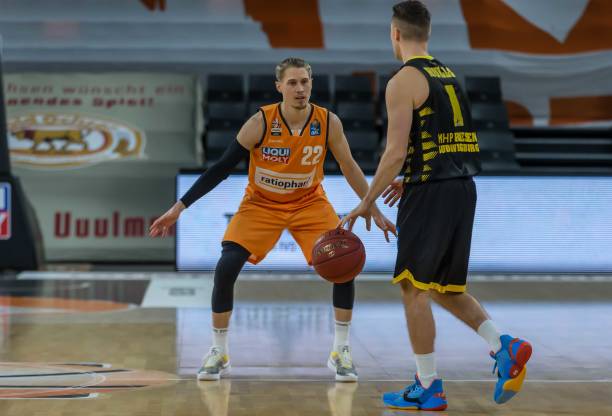 有9次射门 有9次射门