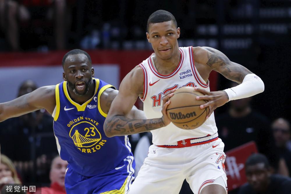 他在场上的 他在场上的