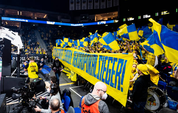 度到后防线 度到后防线